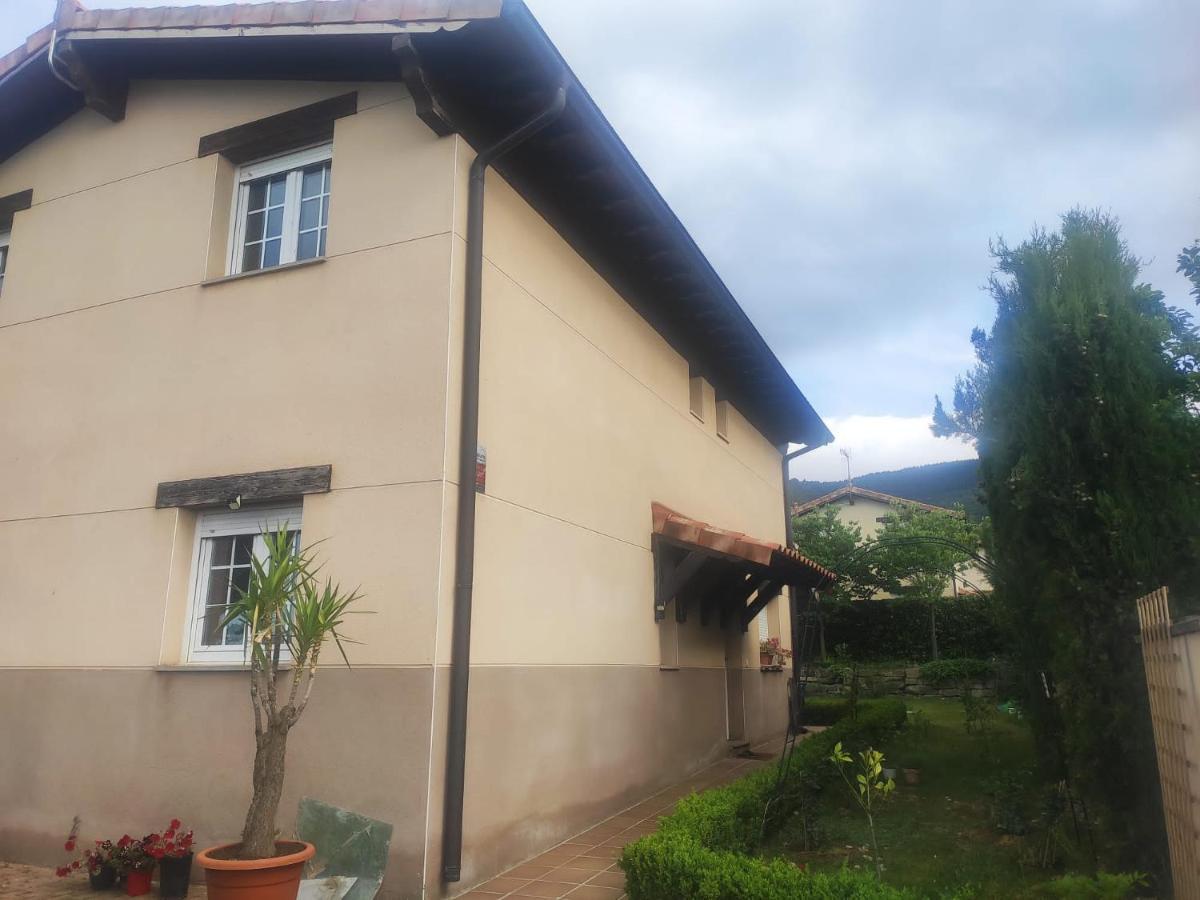Vivienda El Olivo Con Piscina Privada Y Jardin. Villa Ayegui Exterior photo