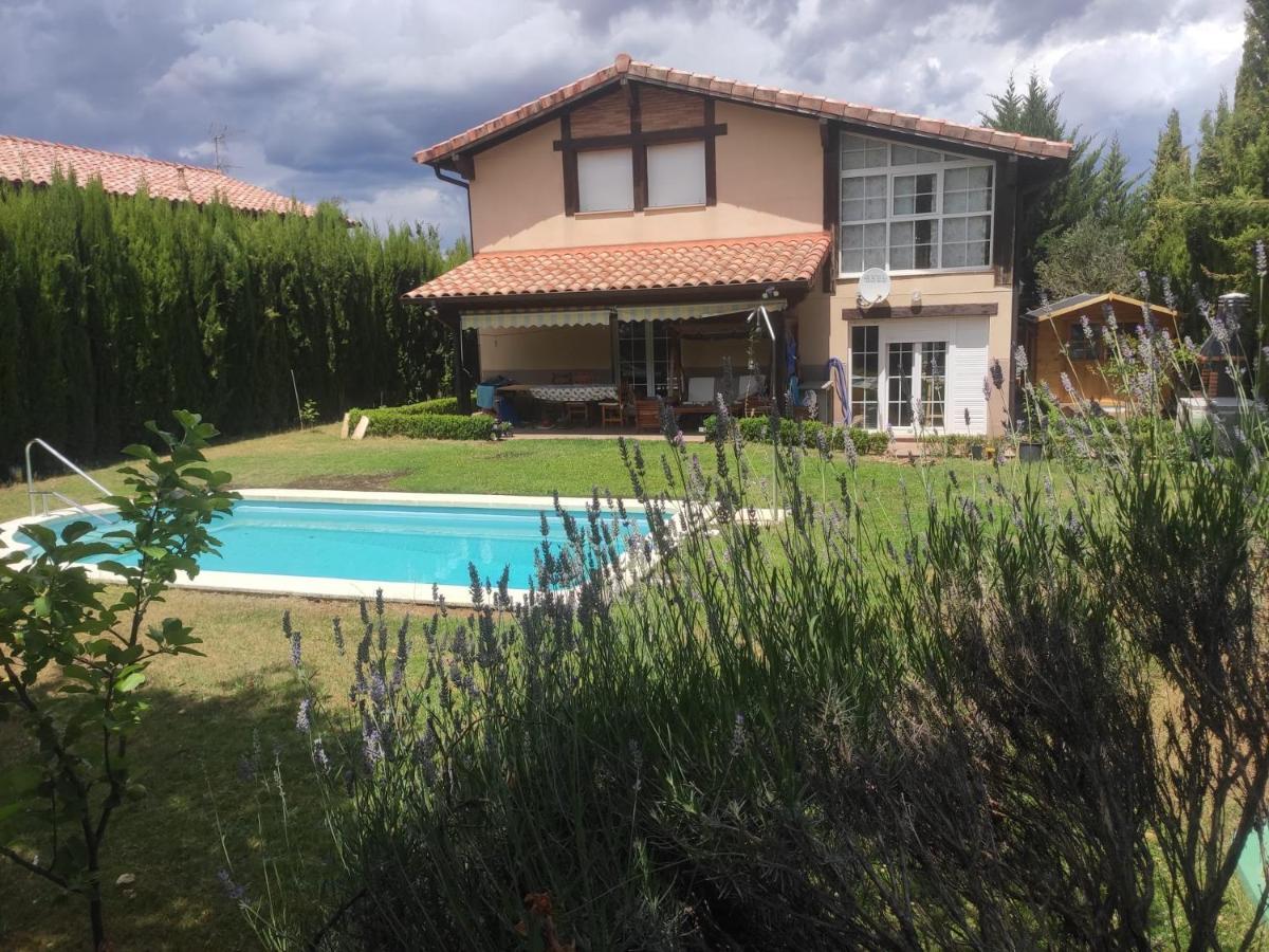 Vivienda El Olivo Con Piscina Privada Y Jardin. Villa Ayegui Exterior photo